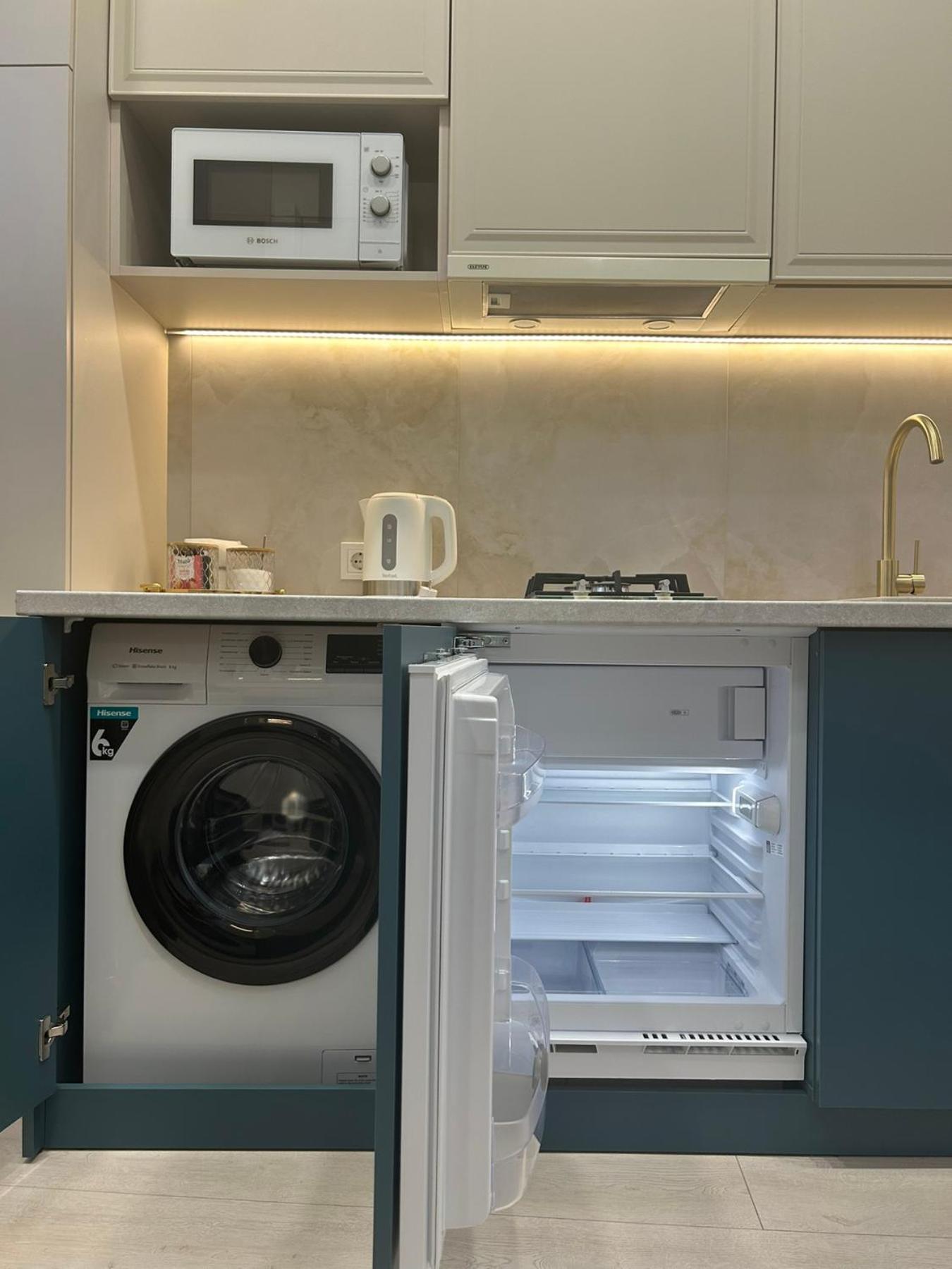 Modern Apartment, 3Mins To Opera リヴィウ エクステリア 写真